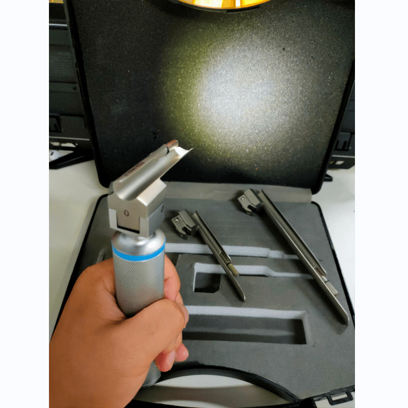 Veterinary Conventional Laryngoscopes with 3millers5millers - Pet medical equipment